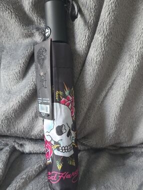 Ed Hardy Black Umbrella with White Skull and Pink Roses